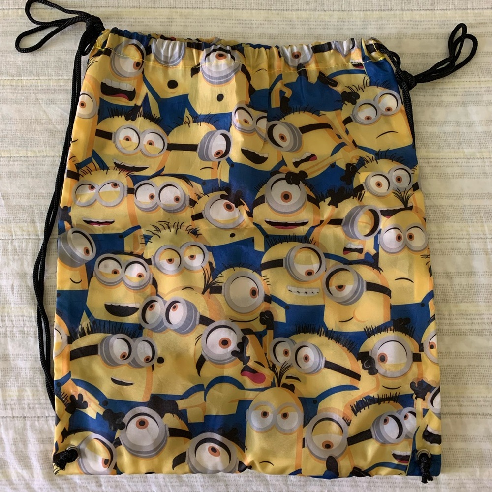 Universal Minions Draw String Adjustable Bag